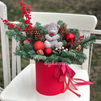 Новогодняя композиция с мишкой